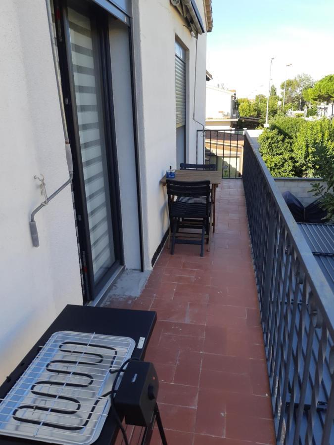 Appartement Fonctionnel Proche Du Centre Ville Narbonne Luaran gambar